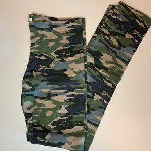 Camo leggings